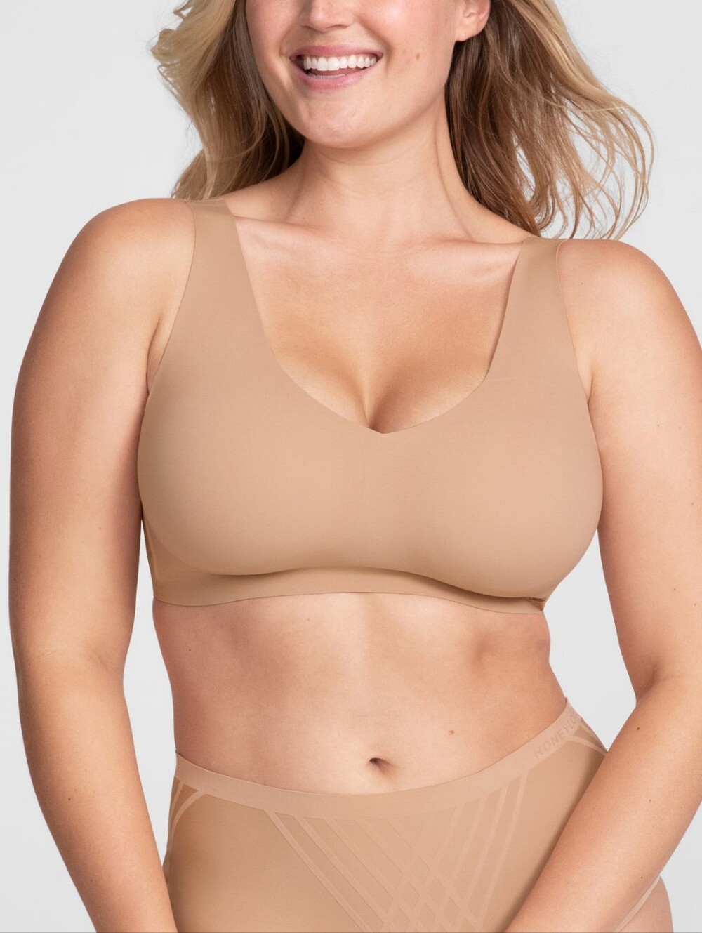 HONEYLOVE Liftwear V Neck Wireless Bra Nude Tan Size 2X